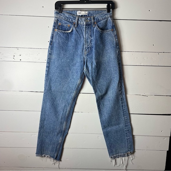 Zara Premium The Slim Straight Jeans in Bave Blue Size 4 - Picture 2 of 6